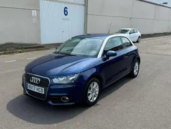 Azul Usado 2011 Audi A1 Attraction Utilitario | 7900 € (Un poco caro)