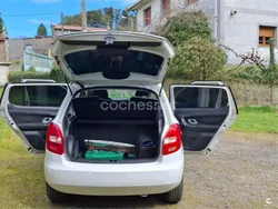 Blanco Usado 2009 Skoda Fabia Berlina | 4800 € (Precio justo)