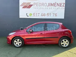 Granate Usado 2007 Peugeot 207 Berlina | 3500 € (Buen precio)