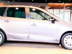 Gris Usado 2016 Renault Scénic III Intens Monovolumen | 8200 € (Super precio)