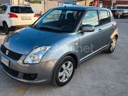 Gris / plata Usado 2008 Suzuki Swift GLX Berlina | 5900 € (Caro)