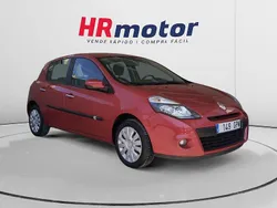 Rojo Usado 2009 Renault Clio II Expression | 5990 € (Precio justo)
