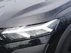 Blanco Usado 2023 Dacia Sandero Extreme Utilitario | 17.500 € (Caro)