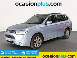 Azul Usado 2015 Mitsubishi Outlander P-HEV Motion SUV | 16.190 € (Un poco caro)