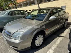 Gris / plata Usado 2003 Opel Vectra Comfort Berlina | 2590 € (Precio justo)