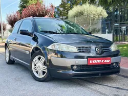 Negro Usado 2004 Renault Mégane II Dynamique Berlina | 2600 € (Buen precio)