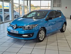 Azul Usado 2014 Renault Mégane III LIMITED Berlina | 9900 € (Caro)