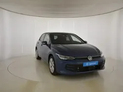 Azul Nuevo 2025 VW Golf VIII Match | 37.990 € (Un poco caro)