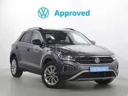 Gris / plata Usado 2022 VW T-Roc Life SUV | 26.300 € (Un poco caro)