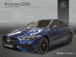 Azul Usado 2023 Mercedes CLA200 AMG line Berlina | 46.900 €