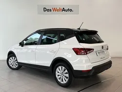 Blanco Usado 2024 Seat Arona Style SUV | 20.990 € (Un poco caro)