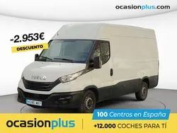 Blanco Usado 2023 Iveco Daily Berlina | 30.220 € (Precio justo)