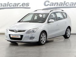 Gris plata Usado 2009 Hyundai i30 Comfort Familiar | 5425 € (Precio justo)
