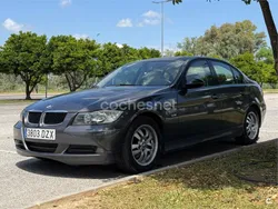 Gris / plata Usado 2006 BMW 318 Berlina | 3999 € (Super precio)