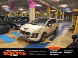 Blanco Usado 2011 Peugeot 3008 Premium Berlina | 4650 € (Precio justo)