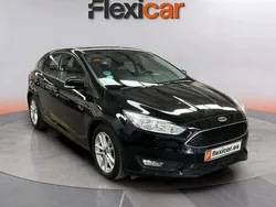 Negro Usado 2016 Ford Focus Berlina | 9790 € (Precio justo)