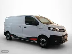 Blanco Usado 2023 Toyota Proace Verso Plus Familiar | 32.900 €