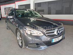 Gris / plata Usado 2016 Mercedes E200 Avantgarde Familiar | 14.999 €