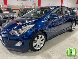 Azul Usado 2013 Hyundai Elantra GLS Berlina | 8950 €