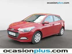 Rojo Usado 2017 Hyundai i20 Utilitario | 11.350 € (Un poco caro)