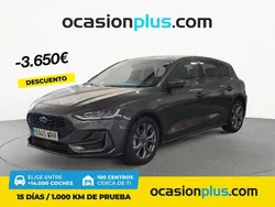 Gris Usado 2024 Ford Focus ST-Line | 21.500 € (Precio justo)