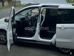 Blanco Usado 2017 Ford Tourneo Courier Ambiente Monovolumen | 10.500 € (Un poco caro)