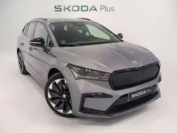 Gris Usado 2024 Skoda Enyaq iV SportLine SUV | 38.750 € (Super precio)