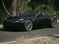 Ultramarine black Nuevo 2025 Aston Martin V8 Vantage Coupe | 295.000 €