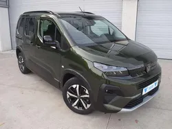 Verde Usado 2024 Peugeot Rifter GTi Monovolumen | 27.990 € (Caro)
