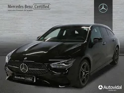 Negro Usado 2024 Mercedes CLA200 Shooting Brake Familiar | 36.575 € (Buen precio)