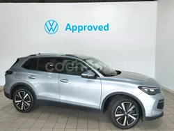 Gris / plata Usado 2024 VW Tiguan SUV | 39.690 € (Precio justo)