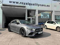 Gris Usado 2018 Mercedes A180 Utilitario | 23.990 € (Caro)