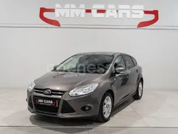 Gris / plata Usado 2013 Ford Focus Sport Berlina | 8500 € (Precio justo)