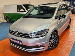Gris / plata Usado 2019 VW Touran Edition Monovolumen | 21.450 € (Un poco caro)