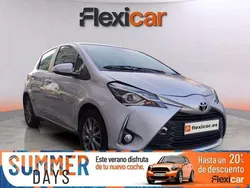 Gris Usado 2018 Toyota Yaris Berlina | 12.490 € (Precio justo)