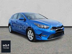 Azul Usado 2024 Kia Ceed Berlina | 20.500 € (Precio justo)
