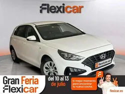 Blanco Usado 2022 Hyundai i30 Berlina | 13.290 € (Precio justo)