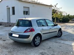 Gris / plata Usado 2004 Renault Mégane II Privilege Berlina | 2500 € (Precio justo)