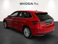 Rojo Usado 2024 Skoda Scala Selection Utilitario | 18.990 € (Precio justo)