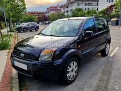 Gris / plata Usado 2010 Ford Fusion Ambiente Berlina | 3000 €