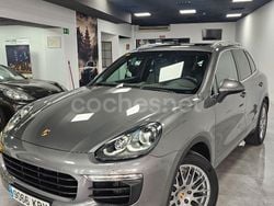 Gris / plata Usado 2015 Porsche Cayenne SUV | 30.999 € (Precio justo)