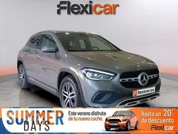 Gris / plata Usado 2022 Mercedes GLA180 SUV | 28.990 € (Precio justo)