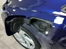 Azul Usado 2021 VW Golf VIII GTE Berlina | 27.990 € (Precio justo)