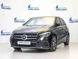 Negro Usado 2021 Mercedes B180 Monovolumen | 23.900 € (Precio justo)