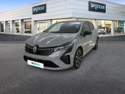 Gris Usado 2024 Renault Clio V Techno Berlina | 18.290 € (Precio justo)