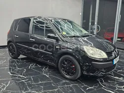 Negro Usado 2006 Renault Scénic II Dynamique Monovolumen | 4290 € (Un poco caro)