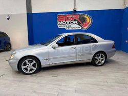 Gris / plata Usado 2003 Mercedes C220 Elegance Berlina | 4999 € (Un poco caro)