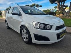 Blanco Usado 2013 Chevrolet Aveo LT Berlina | 7500 € (Un poco caro)