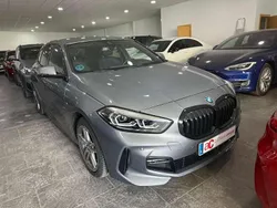 Gris Usado 2024 BMW 118 Sport Line Utilitario | 26.500 € (Super precio)