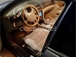 Beige Usado 2004 Mercedes E320 Avantgarde Berlina | 1200 € (Buen precio)